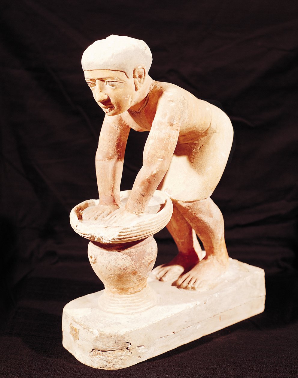 Model af en mand, der laver øl, fra Saqqara, Old Kingdom af Egyptian 5th Dynasty
