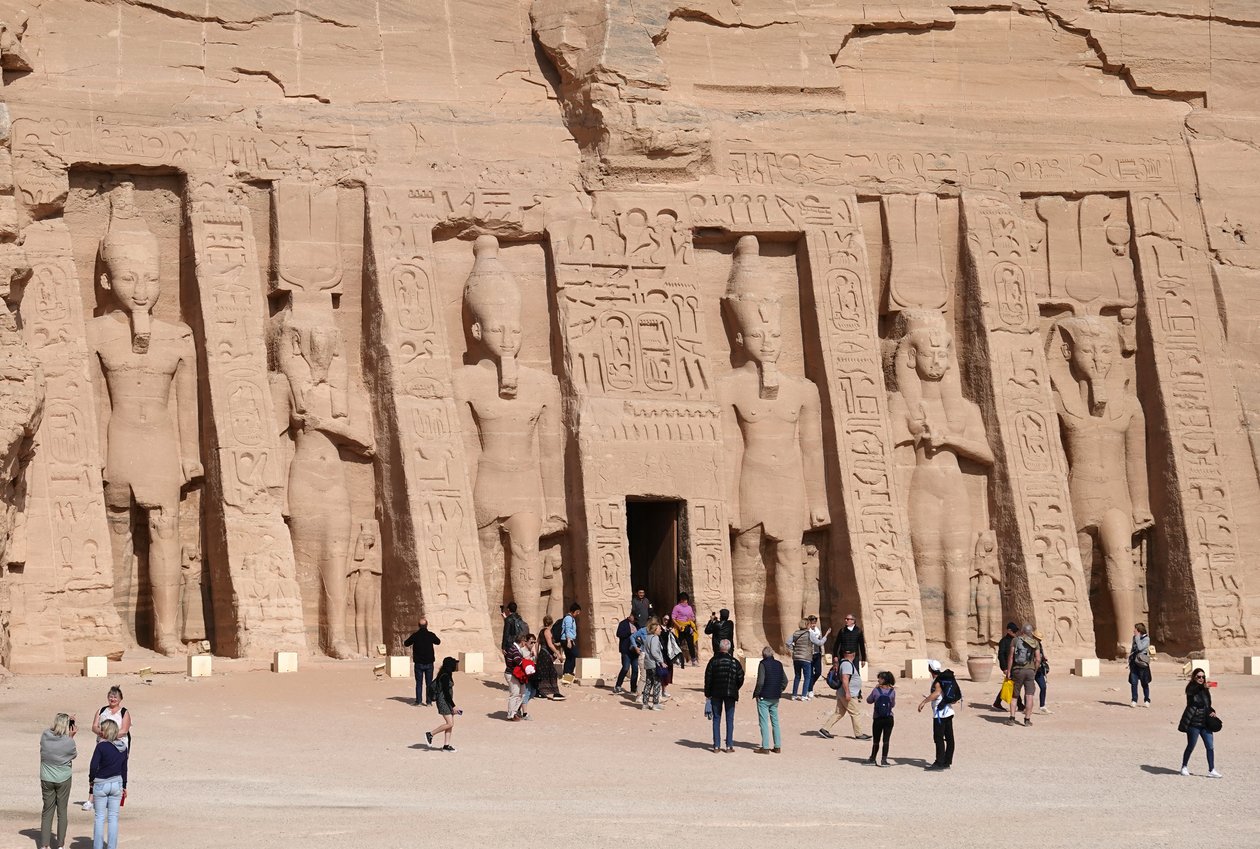 Abu Simbel lille tempel af Egyptian Egyptian
