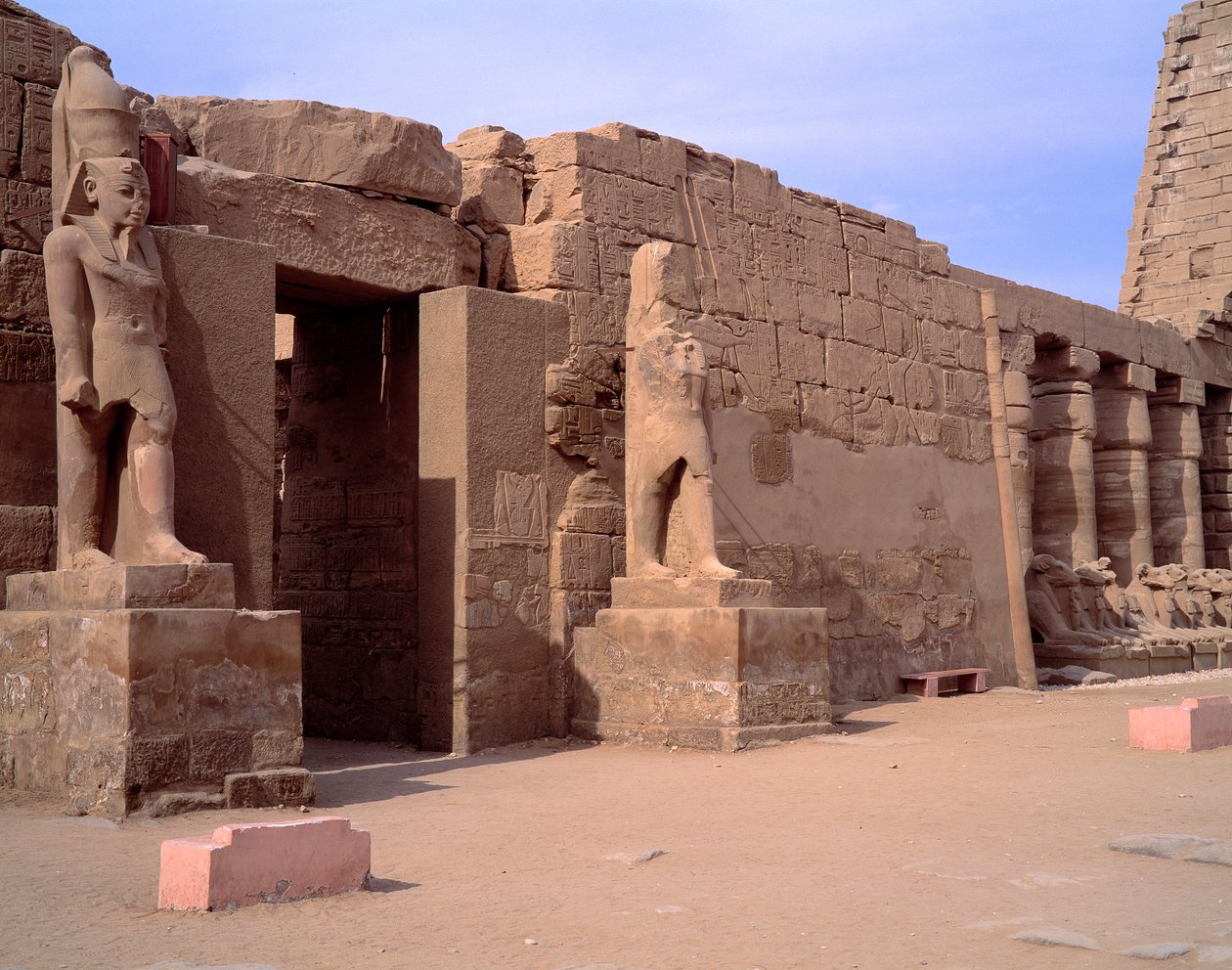 Egyptisk antikvitet: udsigt over Karnak-templet. Egypten af Egyptian Egyptian