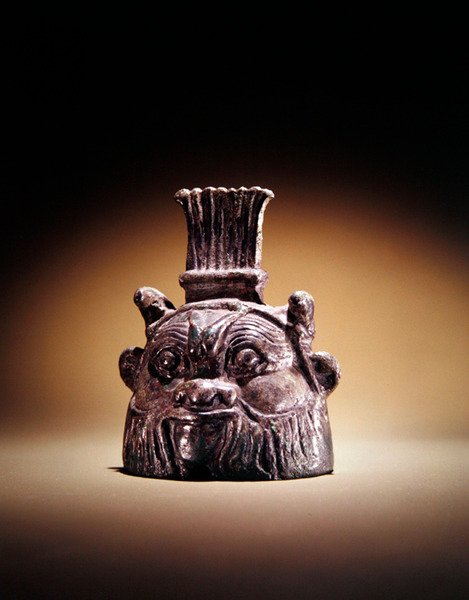 Klokke i form af Bes (bronze) af Egyptian Ptolemaic Period