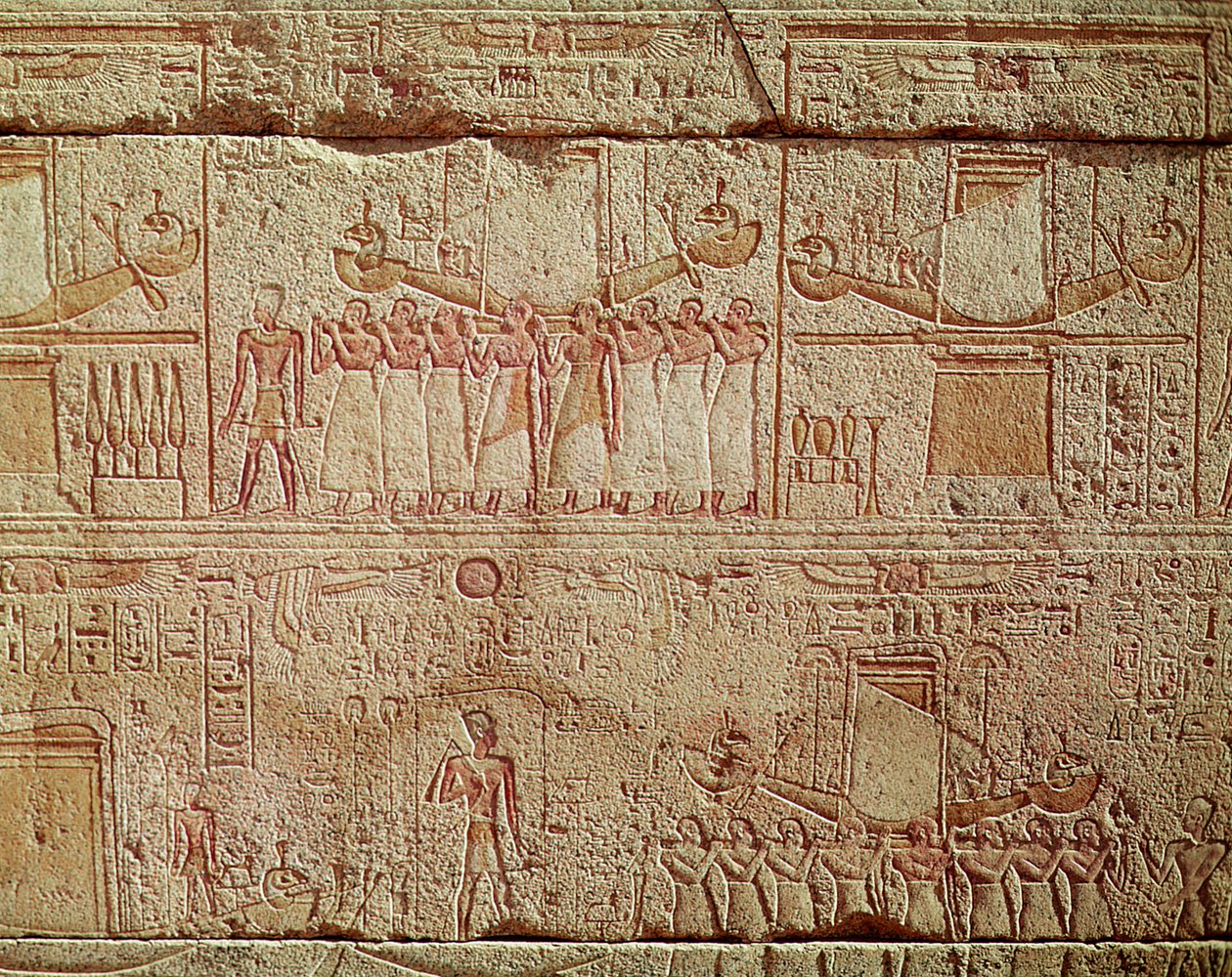 Relief af hellige både båret af præster i procession, fra helligdommen for Philip Arrhidaeus (323-317 f.Kr.) makedonske dynasti (granit) af Egyptian Ptolemaic Period