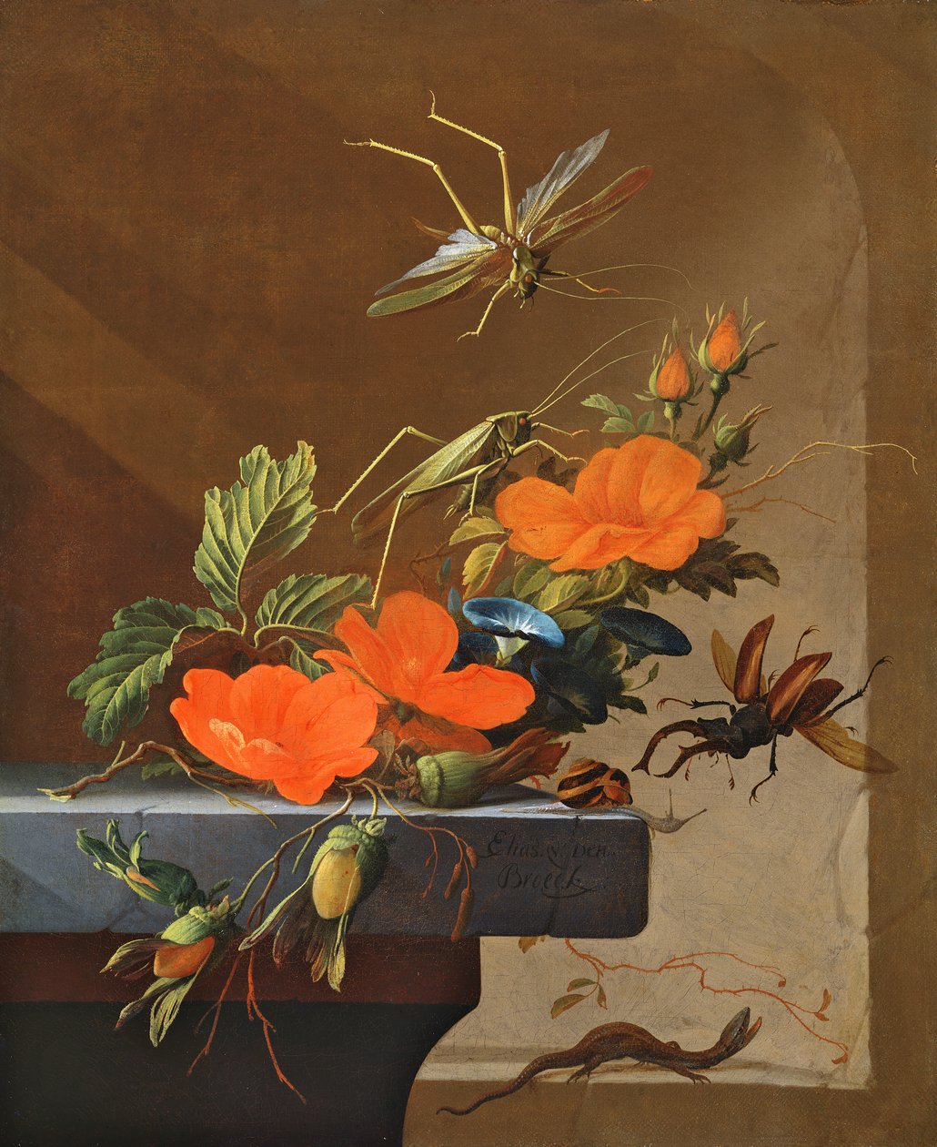 En buket roser, Morning Glory og hasselnødder med græshopper, hjortebille og firben af Elias van den Broeck