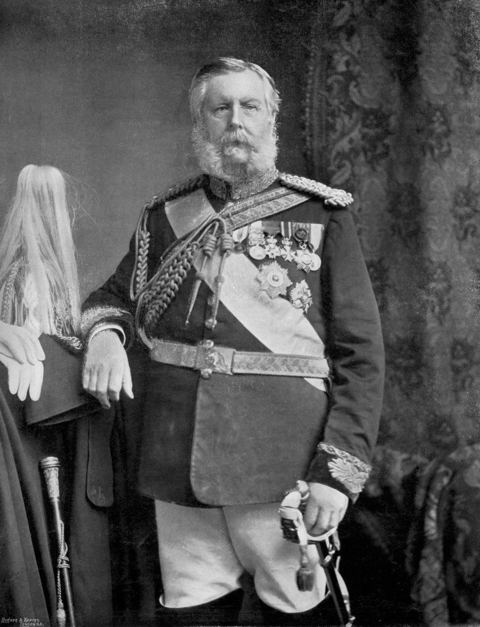 General Prins Edward af Saxe-Weimar, 1896 af Elliott and Fry