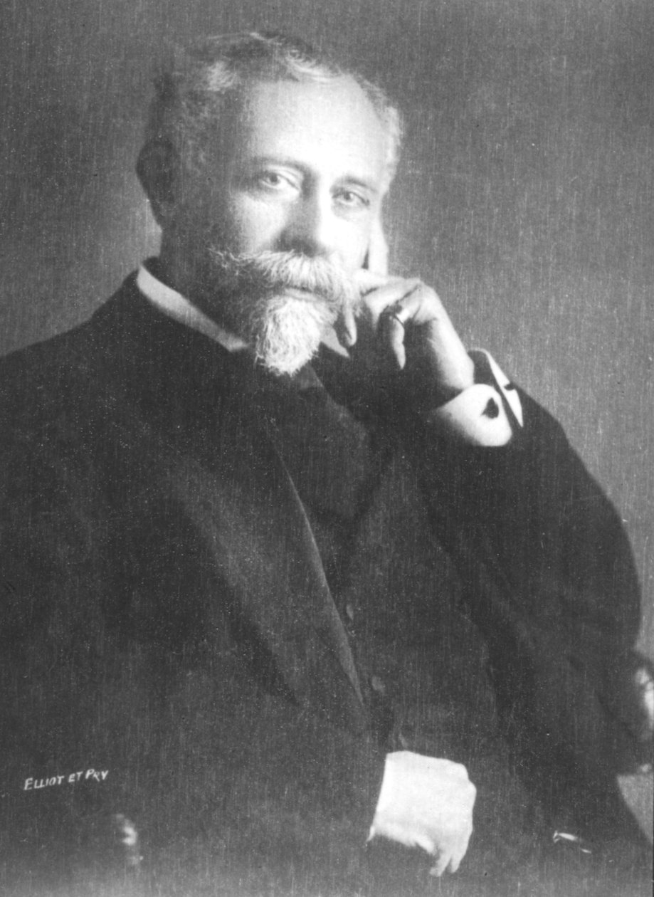 Paul Cambon, c1893 af Elliott and Fry