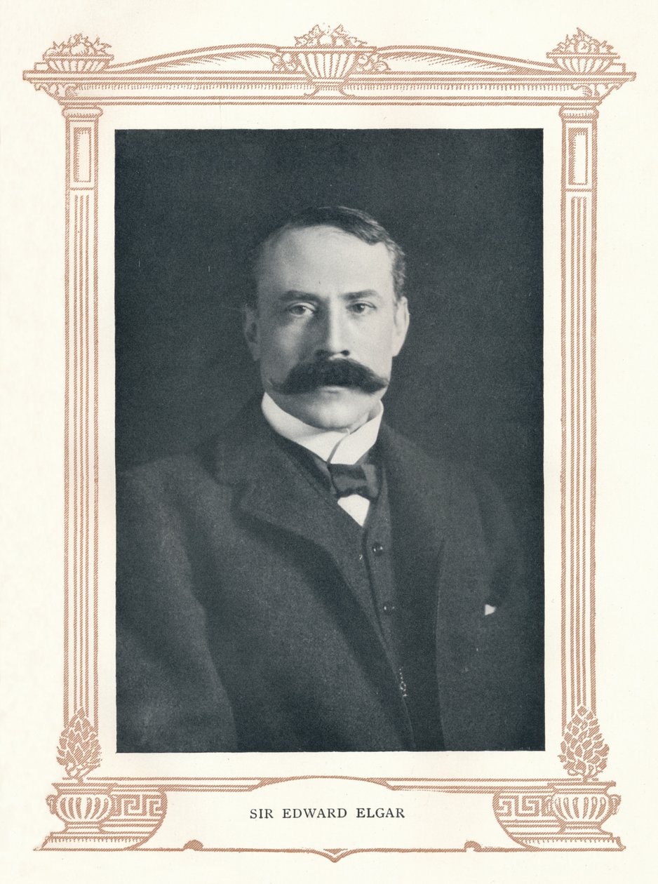 Sir Edward Elgar, 1895. af Elliott and Fry