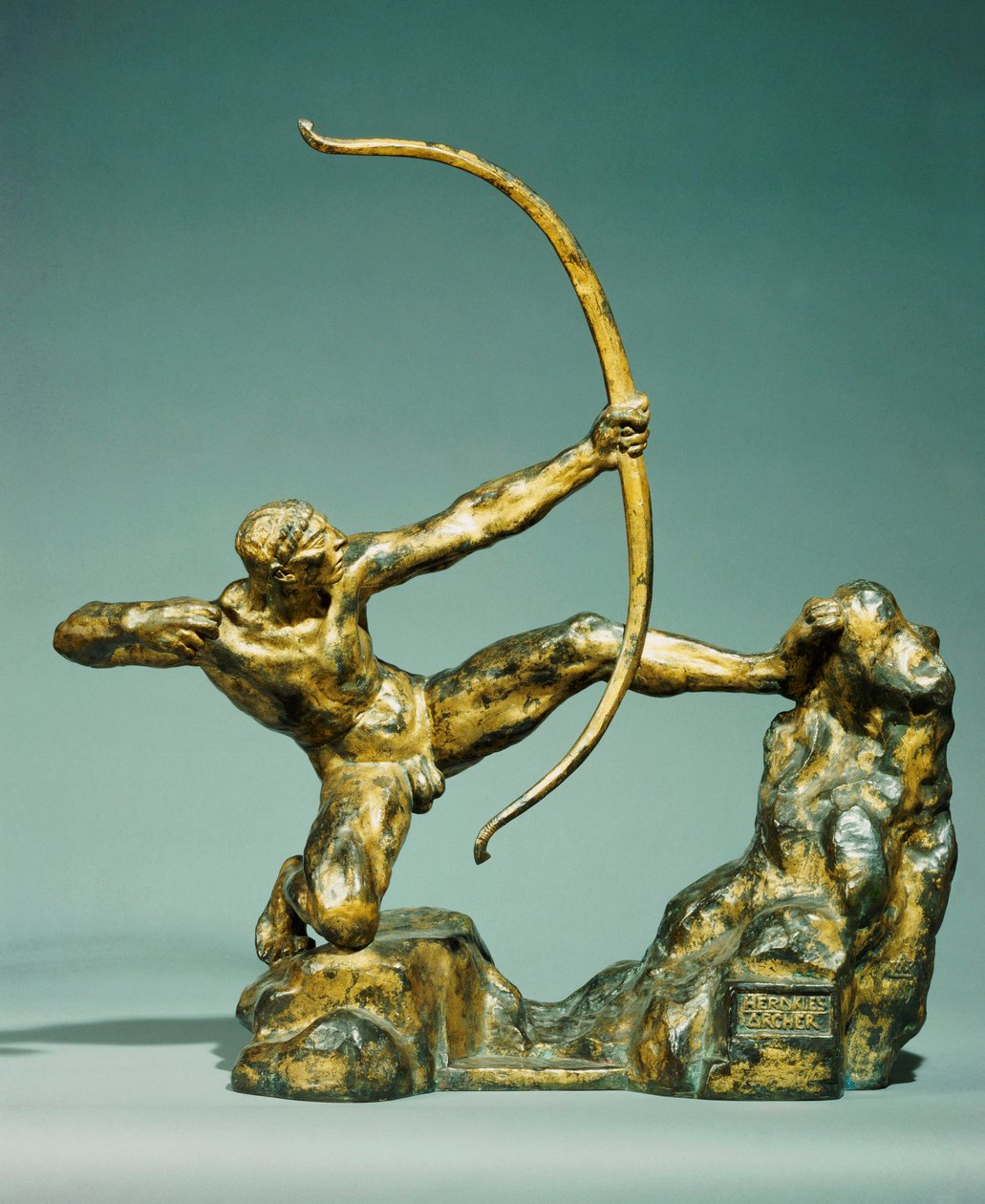 Bueskytten Herakles af Emile Antoine Bourdelle