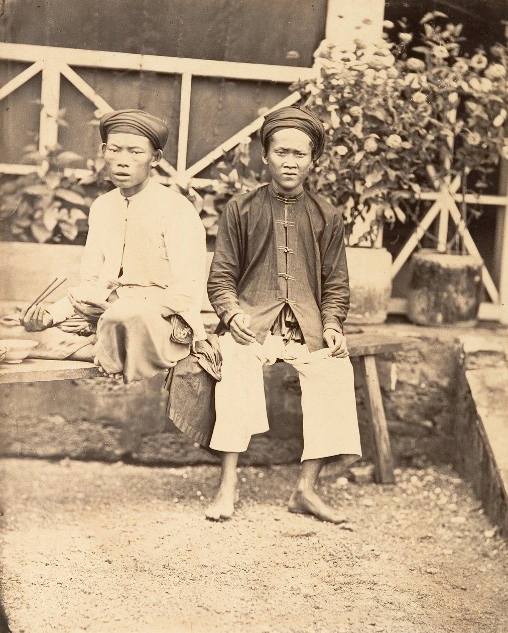 Militsmænd, der spiser ris, Cochinchina, 1866. af Emile Gsell