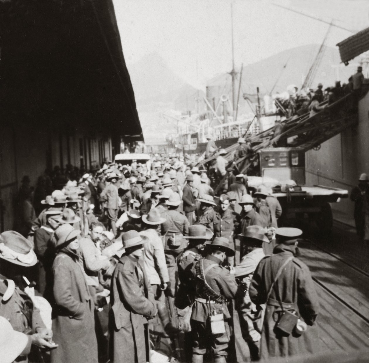 1st Infantry Brigade, hjem igen fra SW Afrika af English Photographer