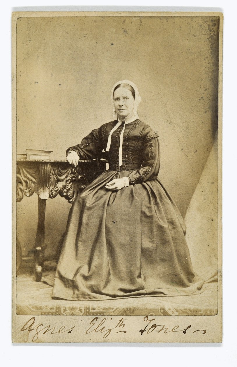 Agnes Elizabeth Jones af English Photographer