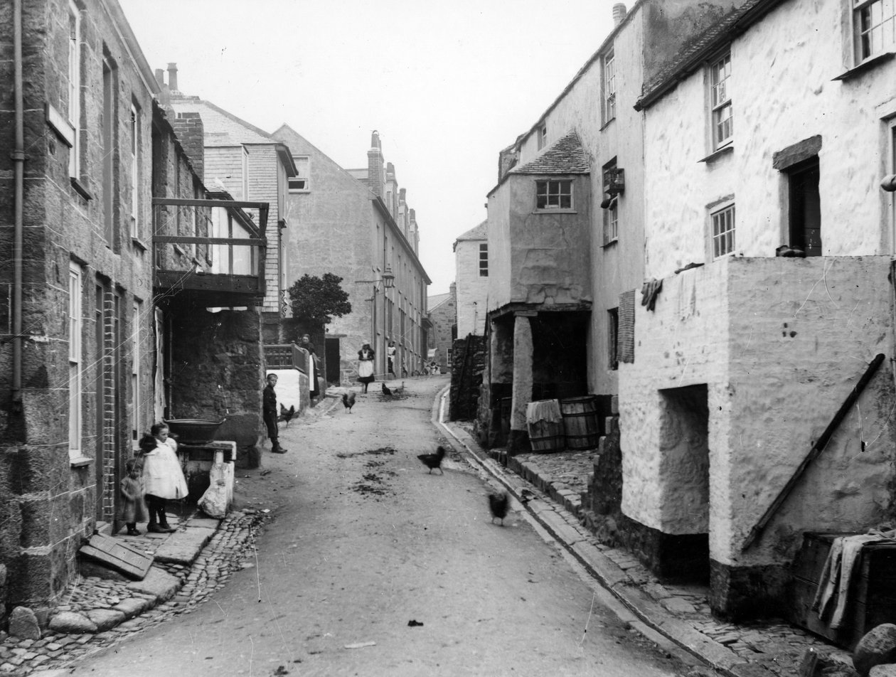 Back Road East, St Ives, ca. 1880-99 af English Photographer