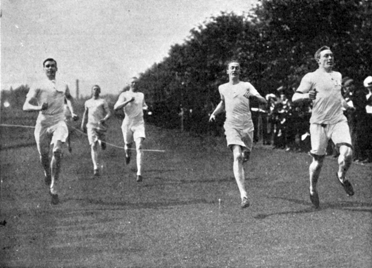 C.H Jupp vandt 220 Yards Challenge Cup, illustration fra Kongen, 25. maj 1901 af English Photographer
