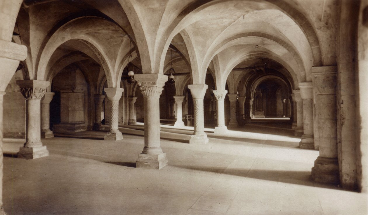 Krypten ved Canterbury Cathedral, ca. 1920 af English Photographer