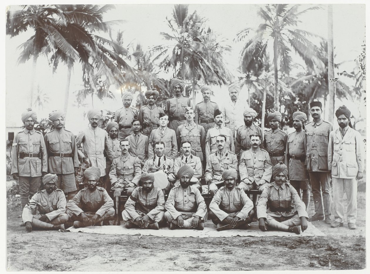 Gruppe af de 19. Punjabis i Østafrika, 1914-15 af English Photographer