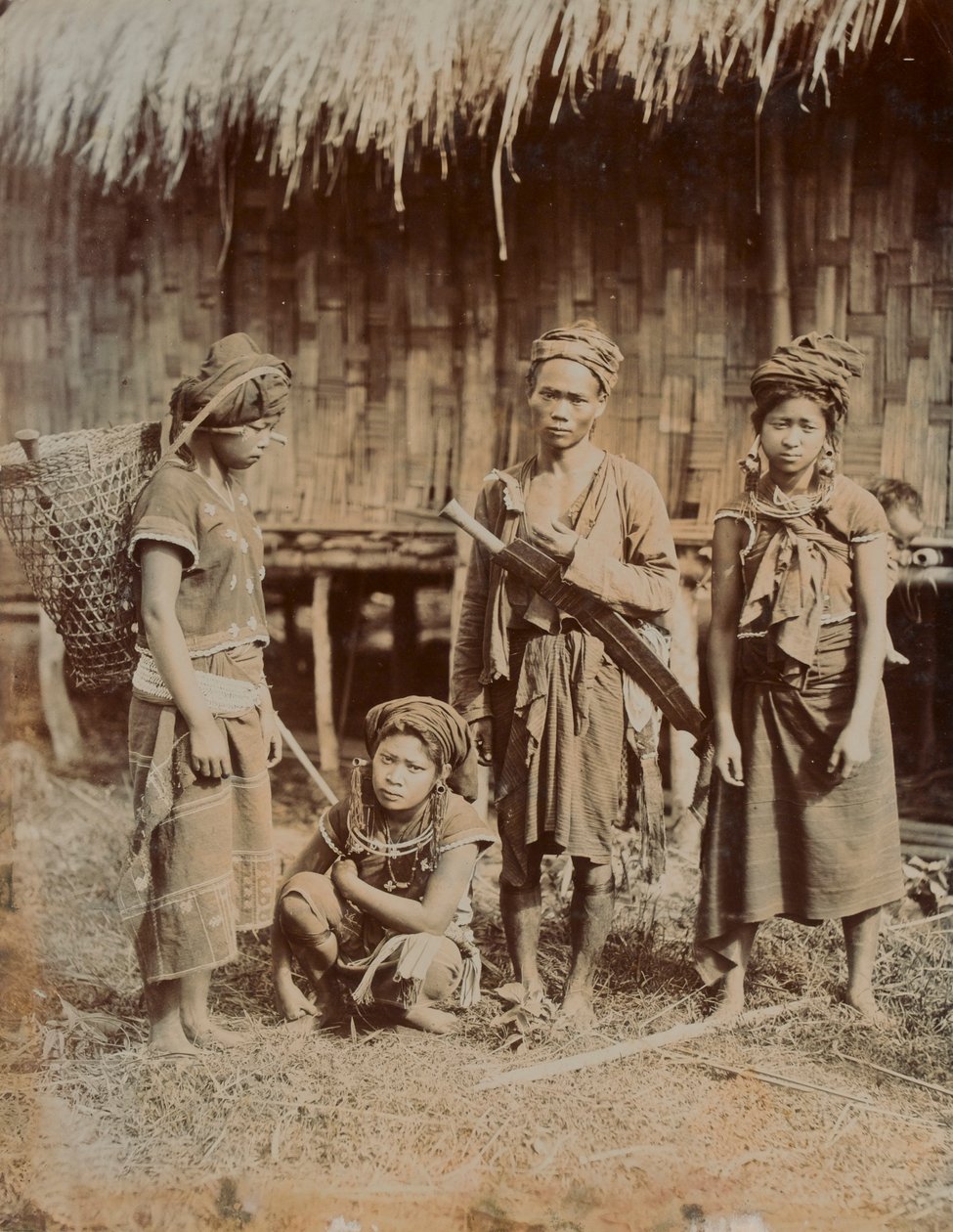 Kanon, Gentleman and Three Ladies, 1905 af English Photographer