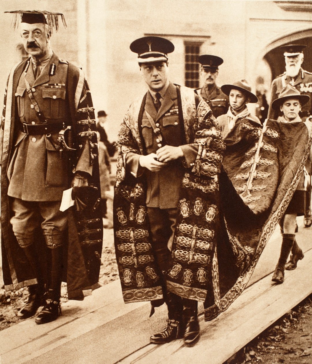 Kong Edward VIII som kansler ved University of Wales, Bangor, 1923 af English Photographer