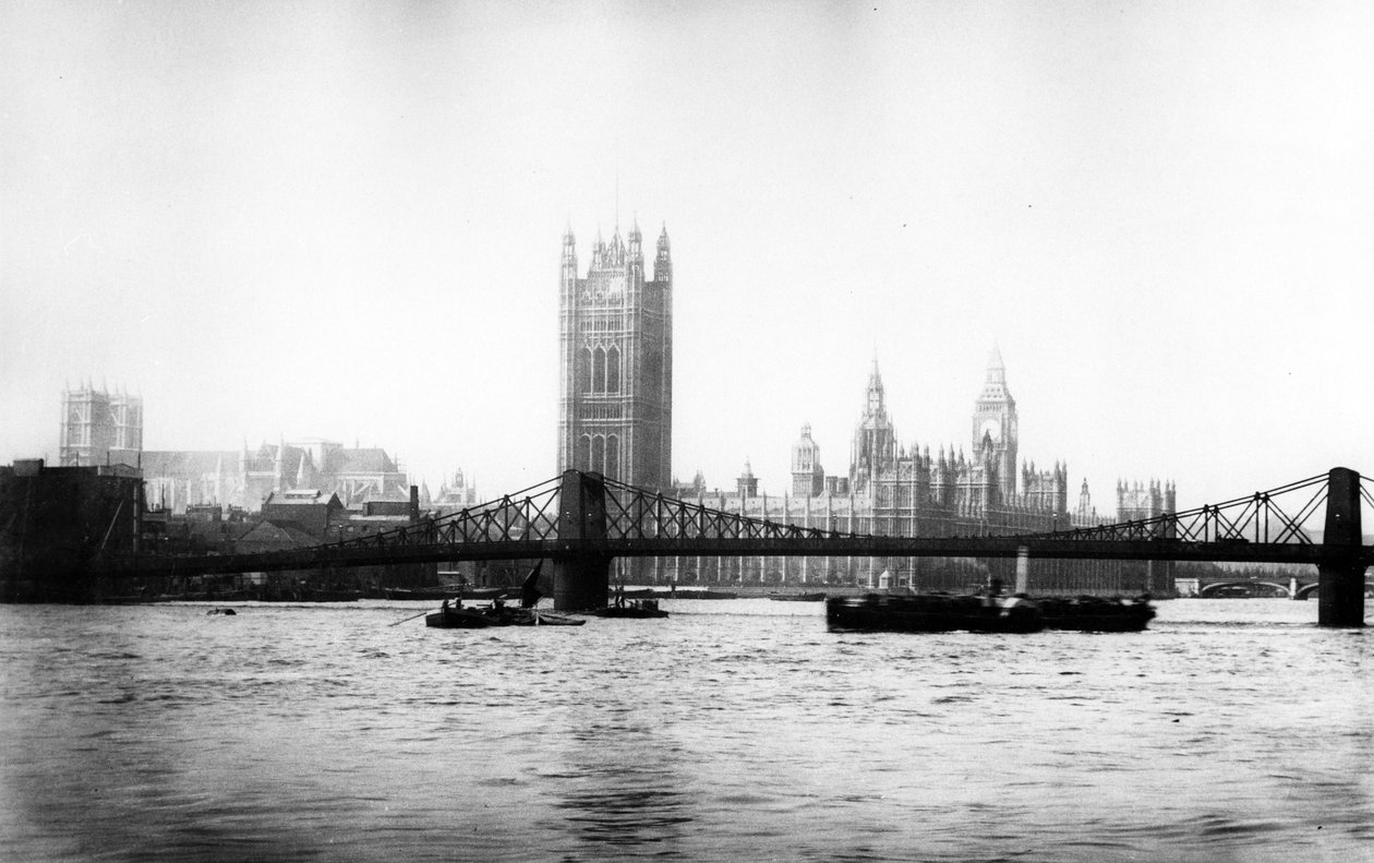 Lambeth Bridge og Palace of Westminster, sent c19 af English Photographer