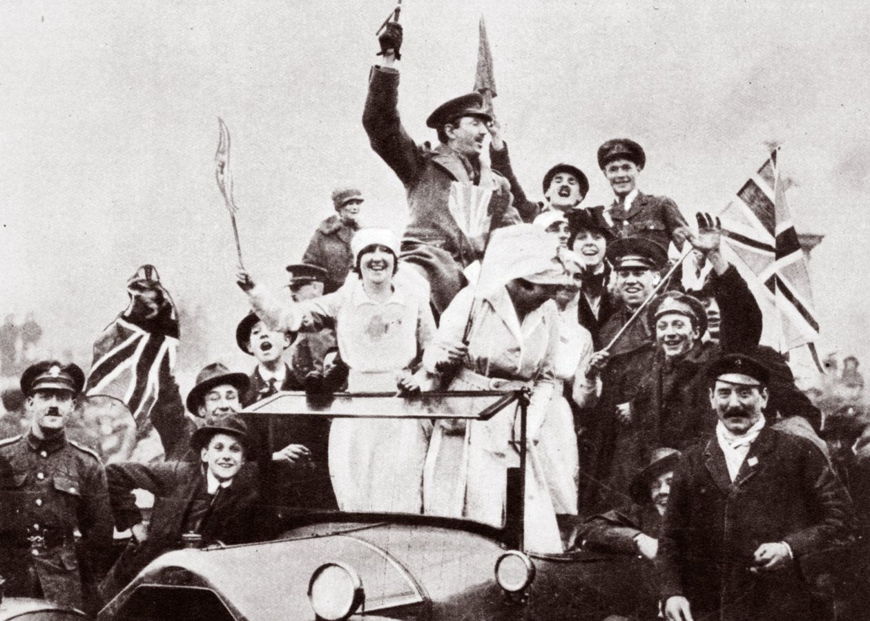 London fejrer våbenstilstanden, 1918 af English Photographer
