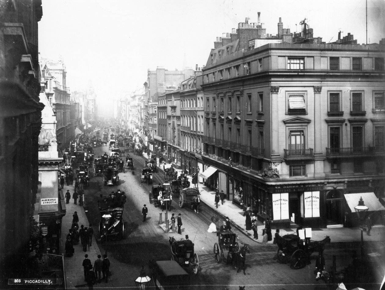 Piccadilly af English Photographer