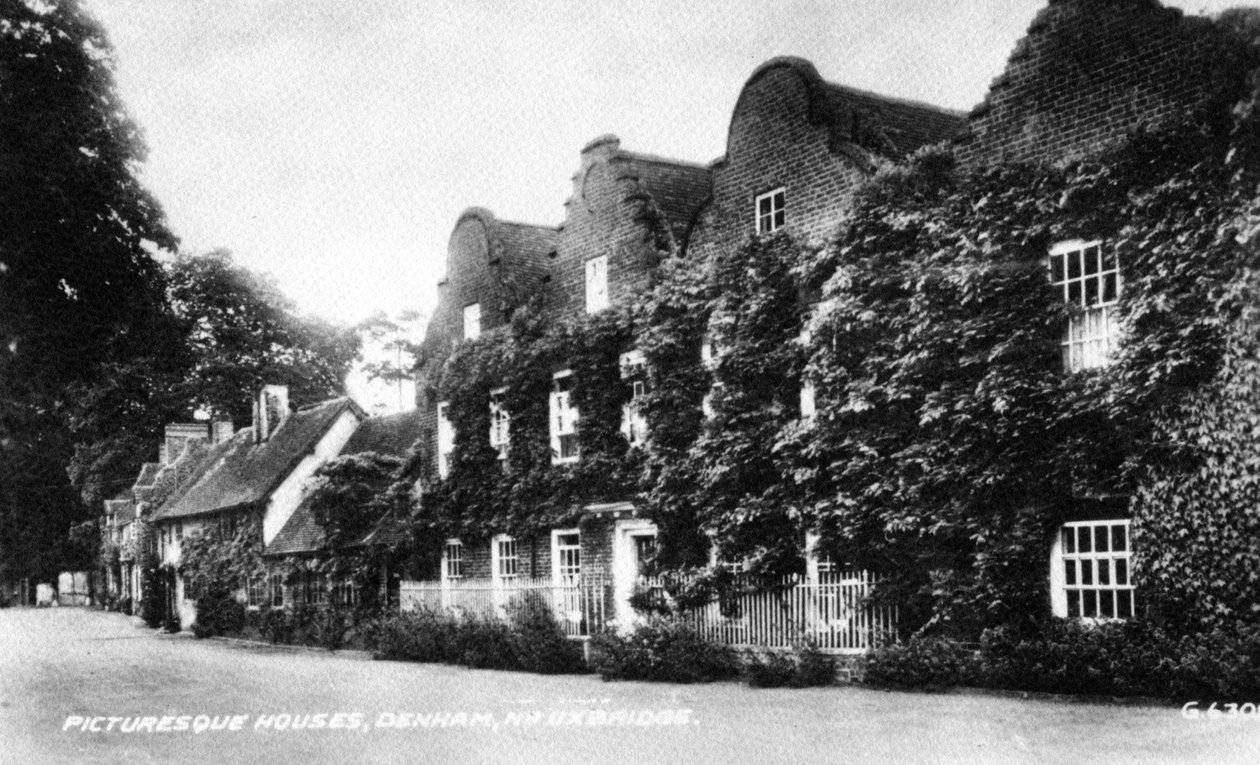 Maleriske huse, Denham, nær Uxbridge af English Photographer