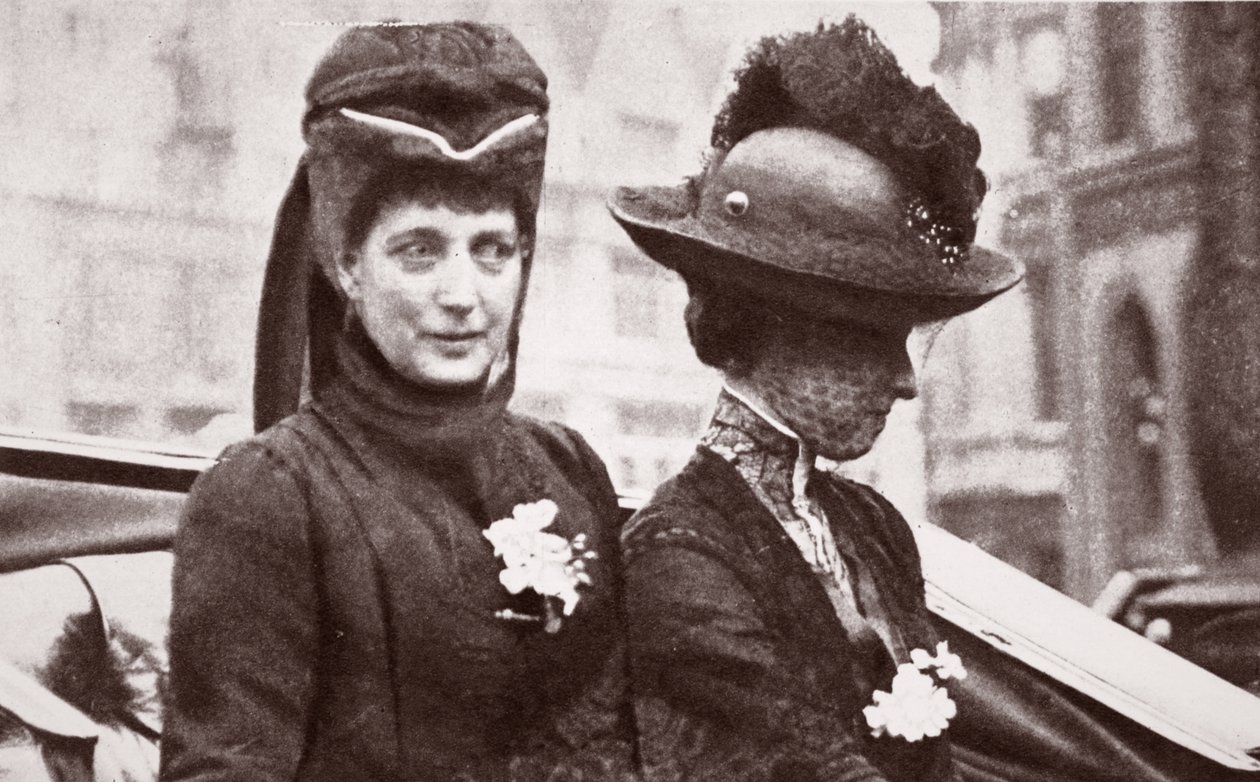 Dronning Alexandra, den første Alexandra Rose Day, 1912 af English Photographer
