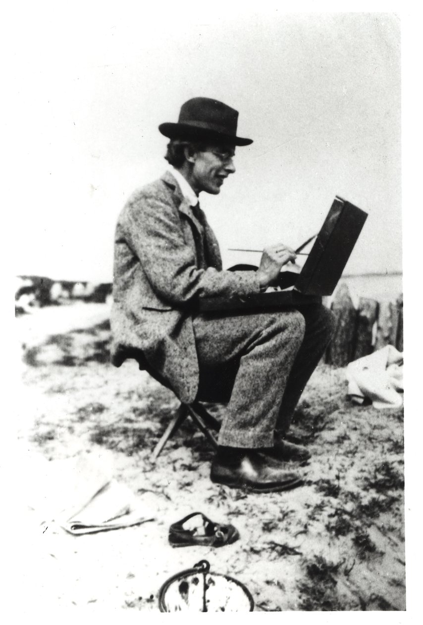 Roger Fry (1866-1934) af English Photographer