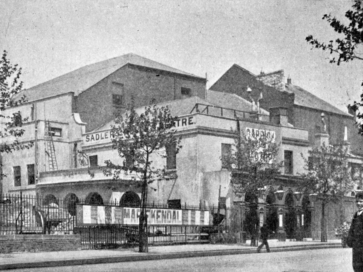 Sadlers Wells Theatre, illustration fra The King, 1. juni 1901 af English Photographer