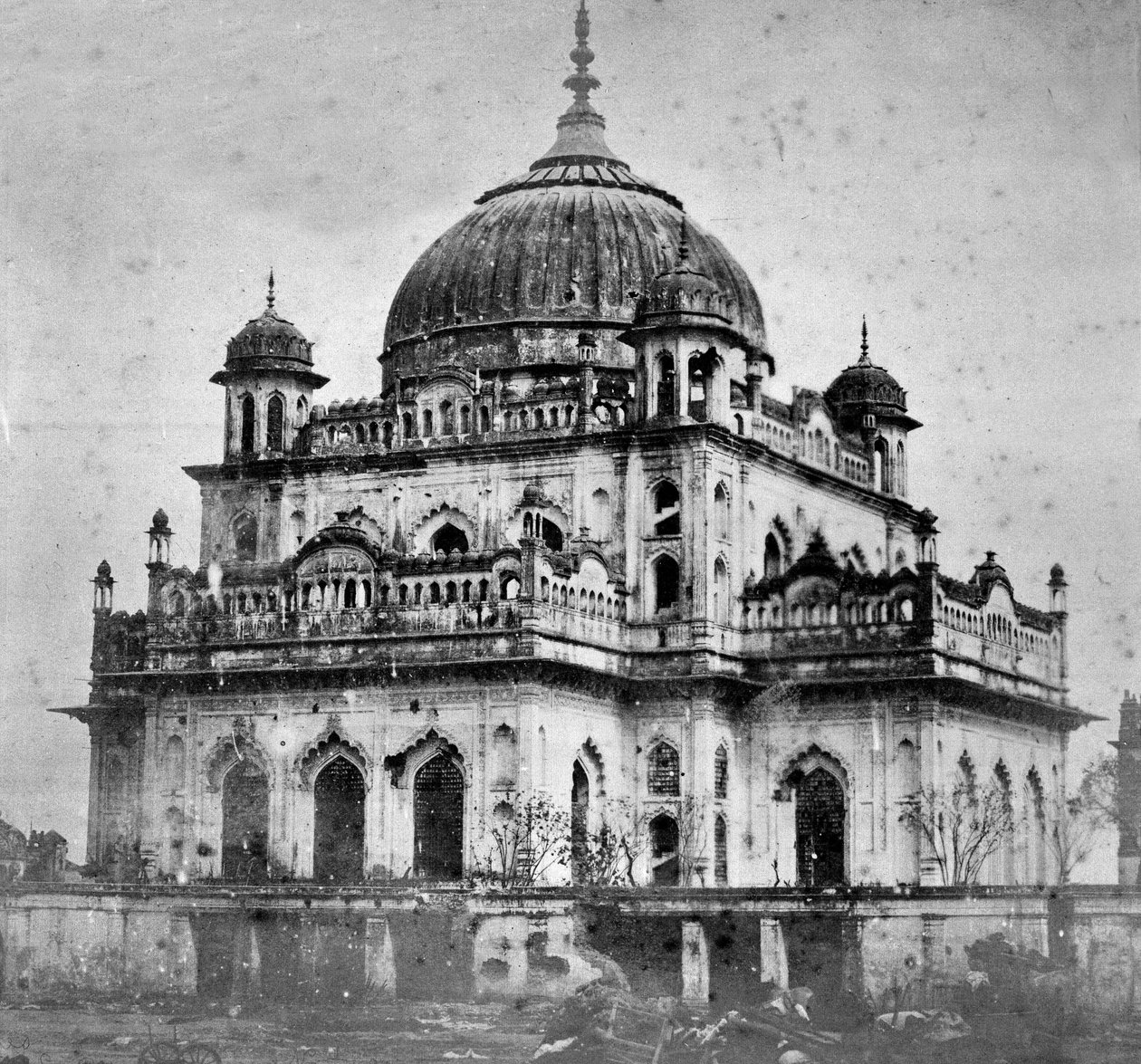Sadut Alis mausoleum, Lucknow af English Photographer