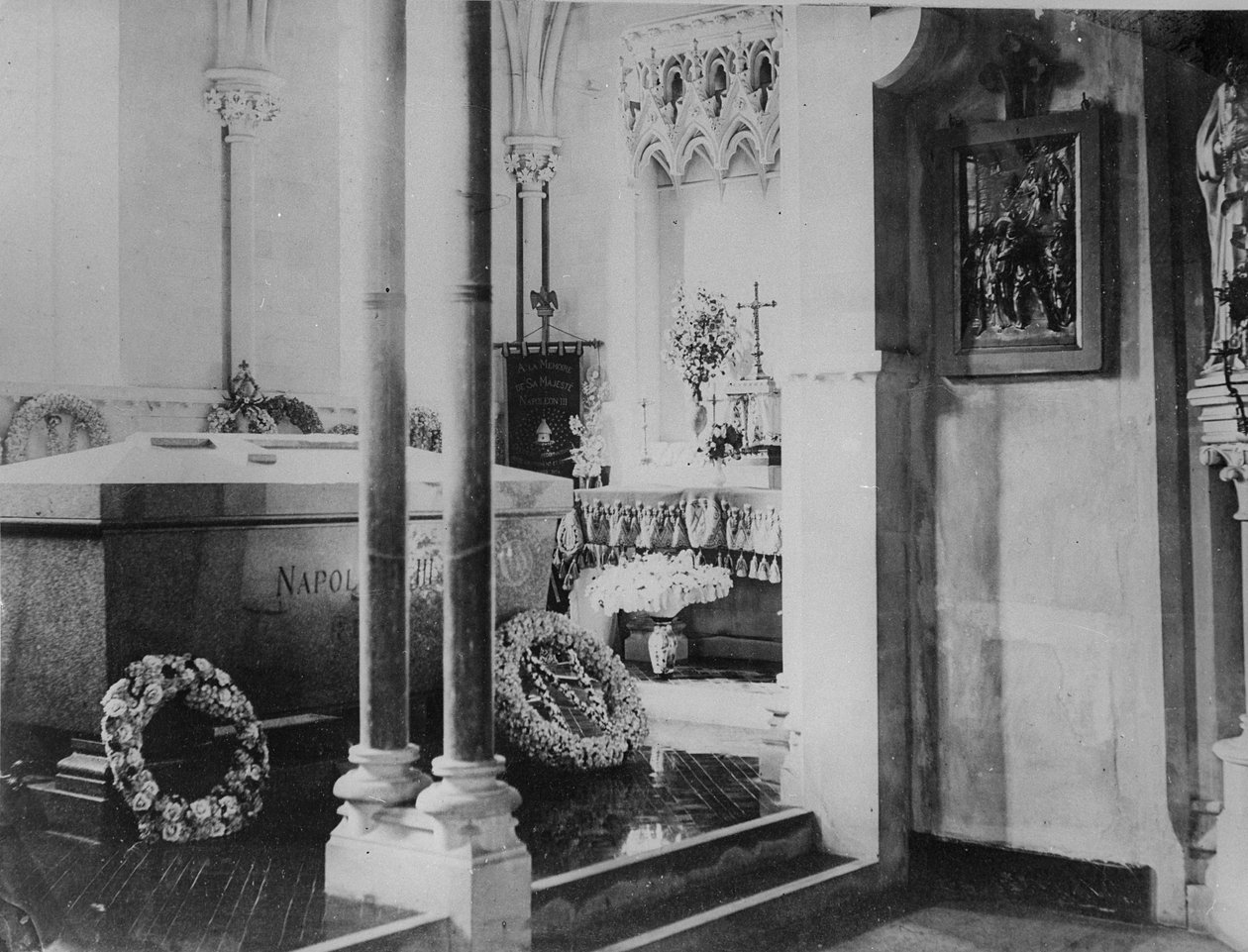 Kejser Napoleons grav, St. Marys Kirke, Chislehurst af English Photographer