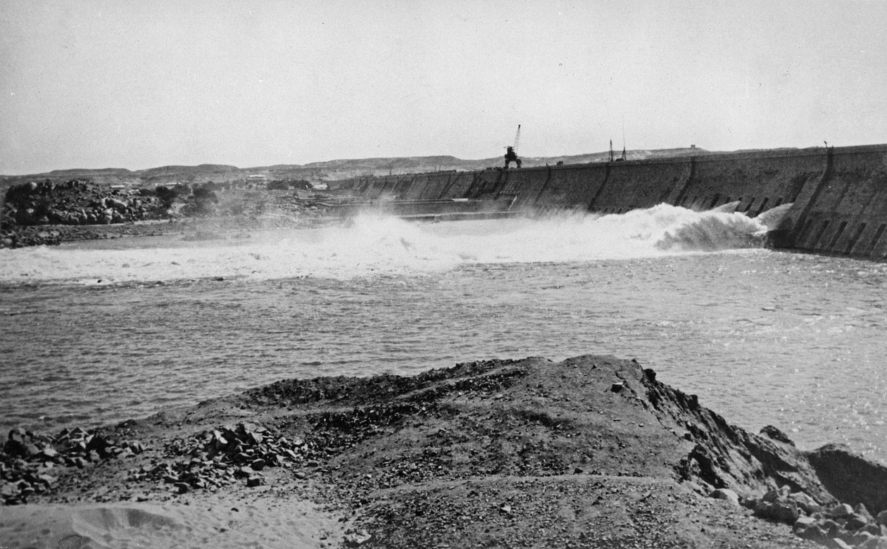 Nildæmningen, 1906 af English Photographer