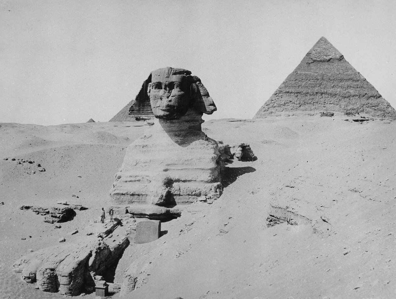 The Sphinx and the Pyramid of Chephren - Den anden pyramide, ca. 1904-05 af English Photographer