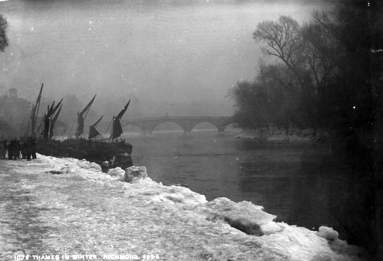 Themsen om vinteren, 1895 af English Photographer