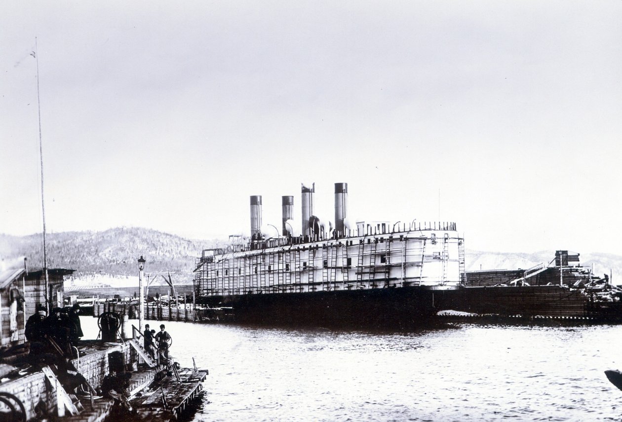 Det isbrydende togfærgeskib SS Baikal, Baikal-søen af English Photographer
