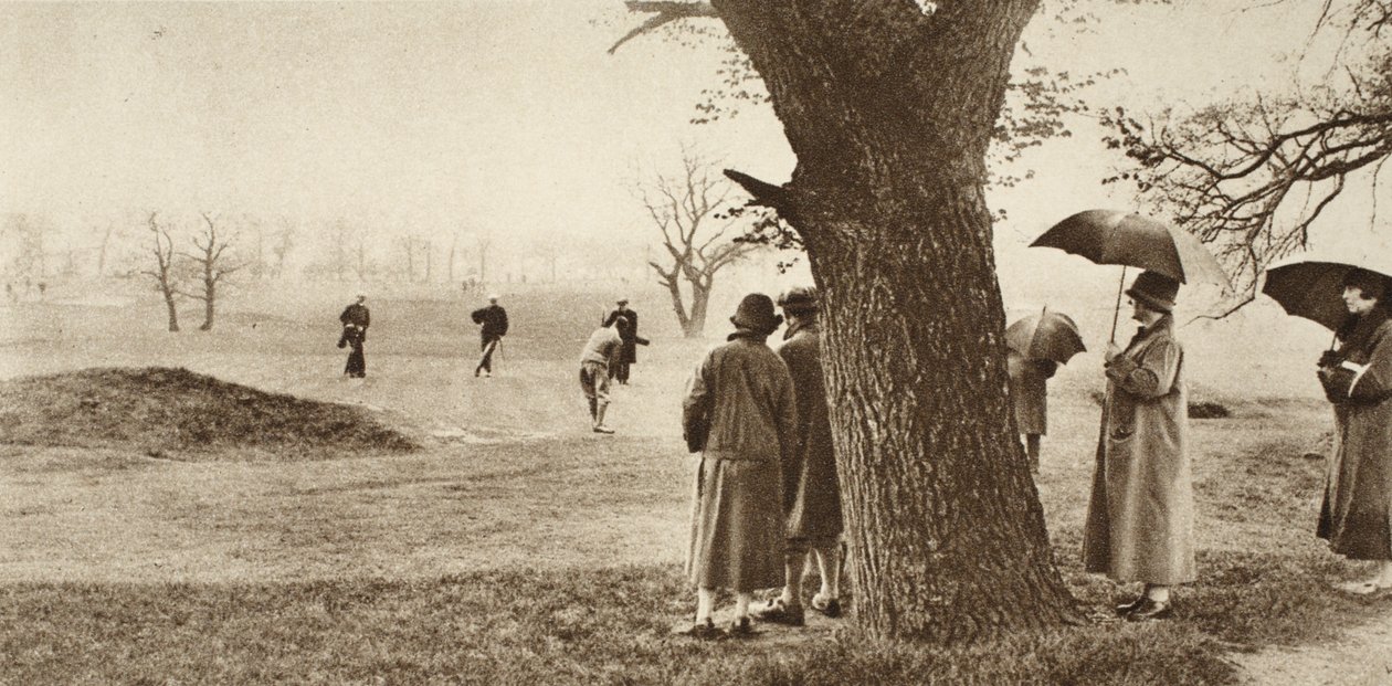 Den niende green på Tooting Bec golfbane, fra Wonderful London, udgivet 1926-27 (fotogravure) af English Photographer