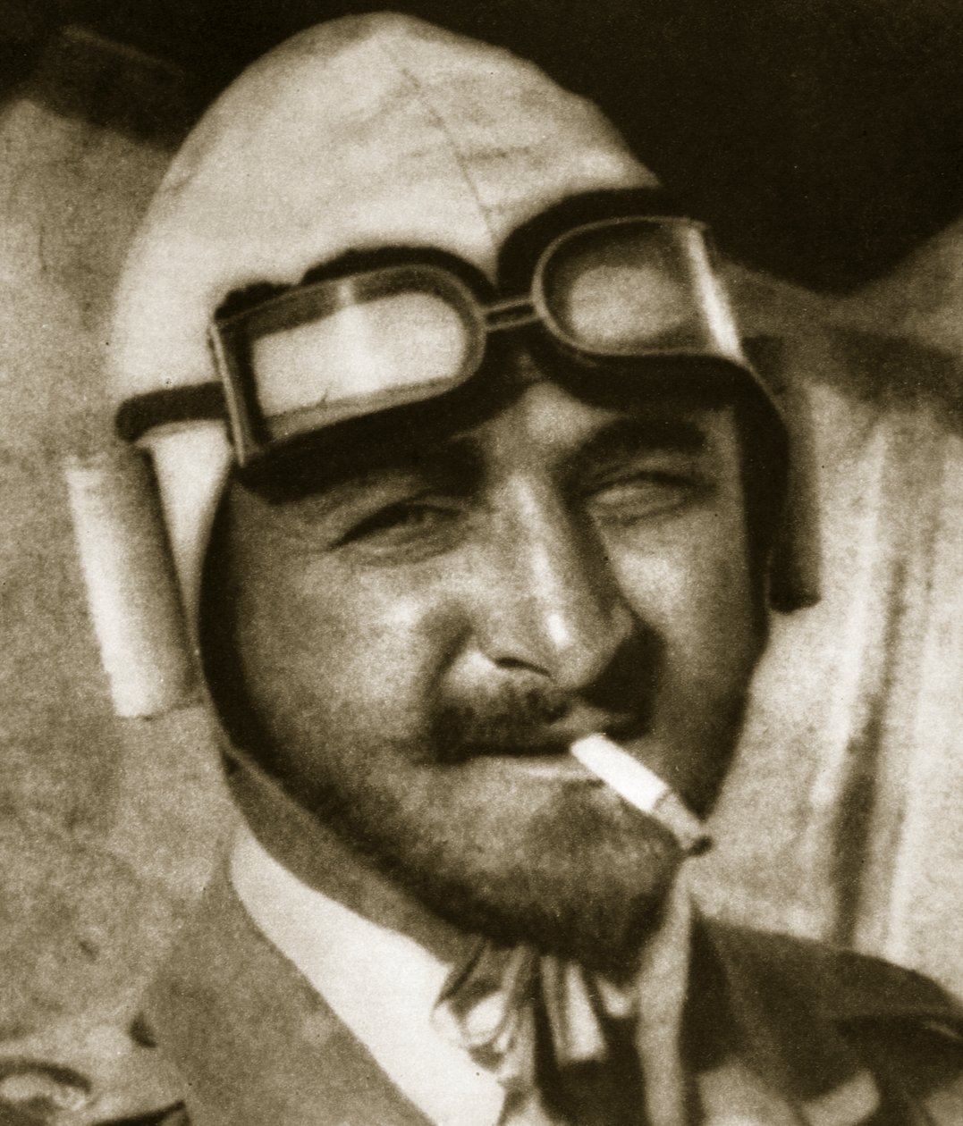 Tapper veteran fra lufttjenesten (fotogravure) af English Photographer