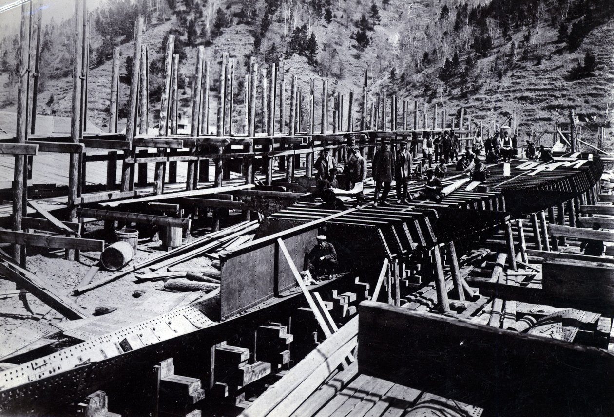 Værft nr. 647, Baikal. Viser den isbrydende togfærge Baikal under opførelse ved Baikal-søen, 1896 af English Photographer