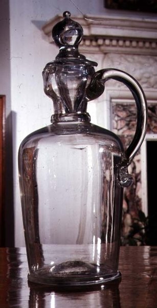 Decanter jug, Ravenscroft, c.1680 (glass) af English School