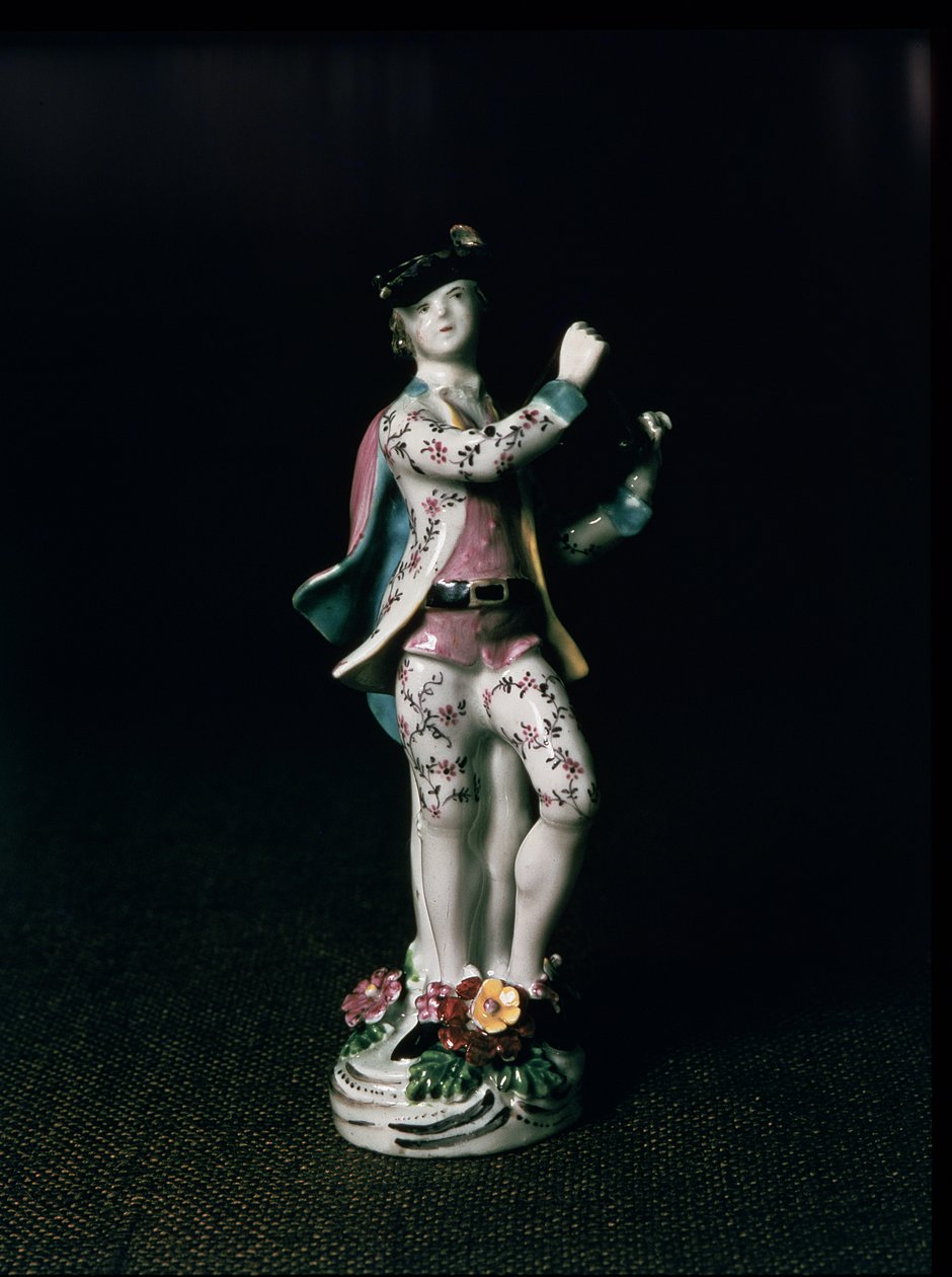 Lowestoft-figur af en dreng, der spiller en trekant, ca. 1780 (porcelæn) af English School
