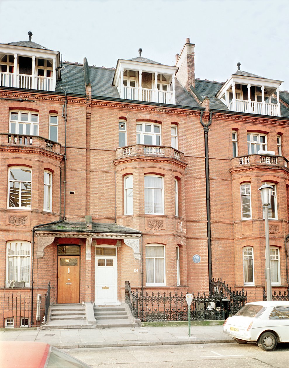 Oscar Wildes hus i Tite Street, Chelsea af English School