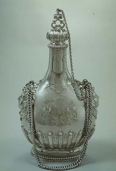Pilgrimskolbe med Charles Churchills arm, 1702 af English School
