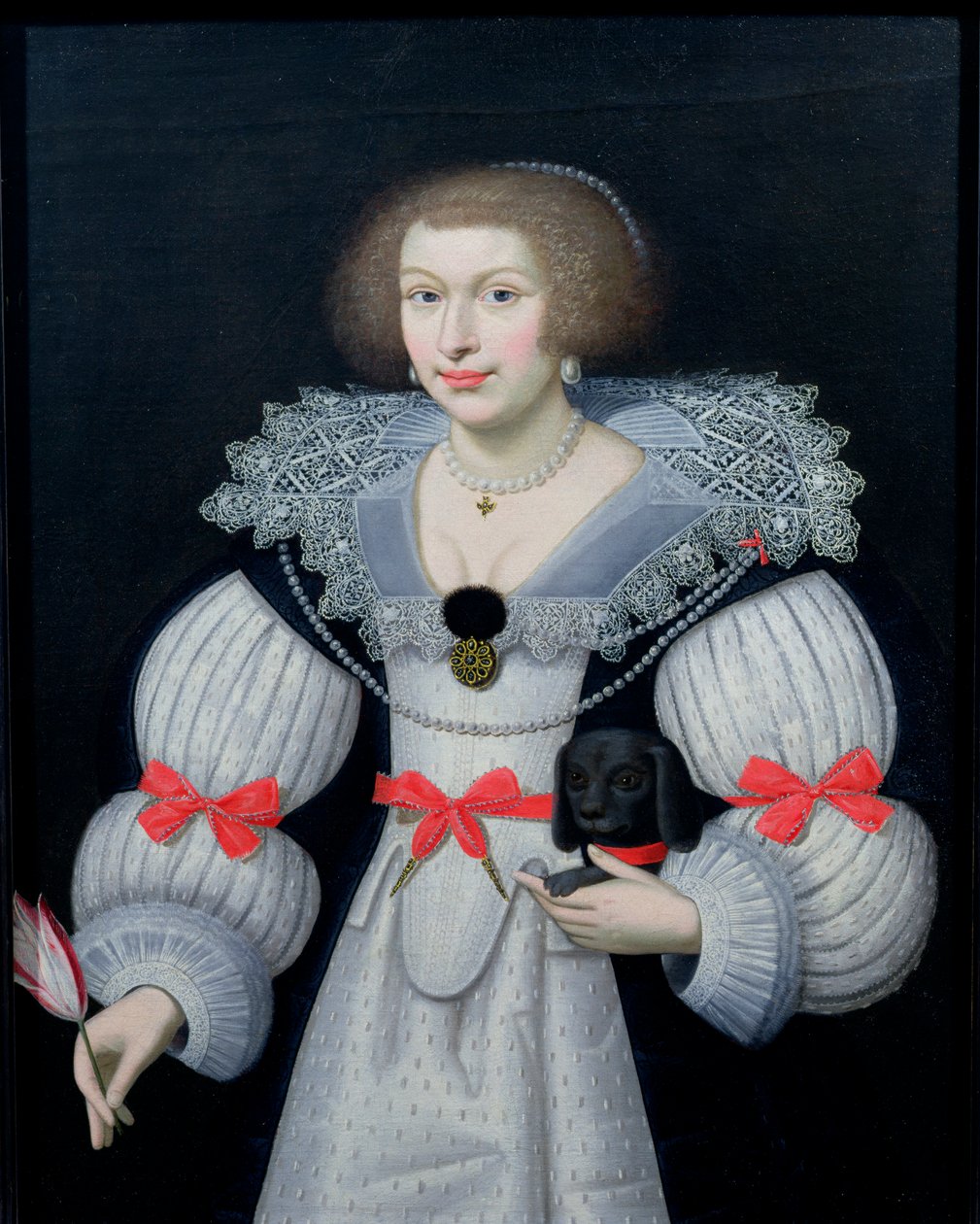 Portræt af en dame, der holder en hund og en tulipan, c.1620 af English School