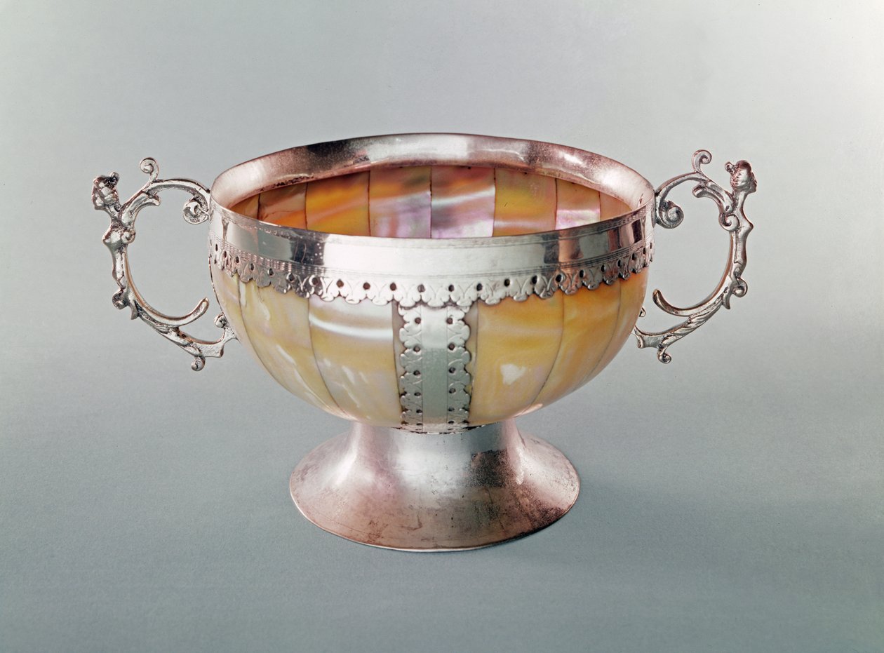 Sølvmonteret perlemorsglas, 1650-1700 (perlemor og sølv) af English School