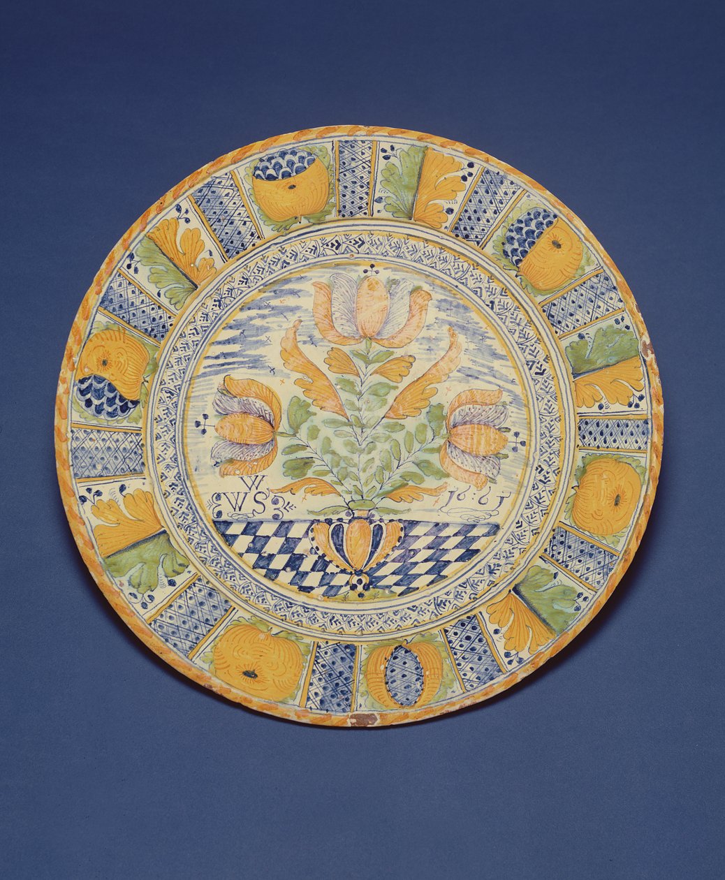 Tulip Charger, 1661 (tin-glaseret fajance) af English School