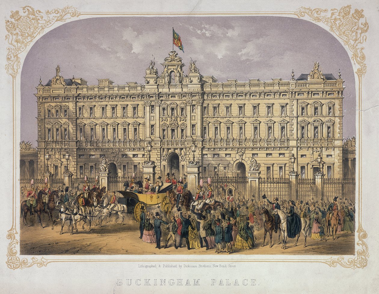Udsigt over Buckingham Palace med en skare udenfor, der bifalder dronning Victoria (1819-1901) og prins Albert (1819-61), mens de kører ud i en vogn, ca. 1855 af English School