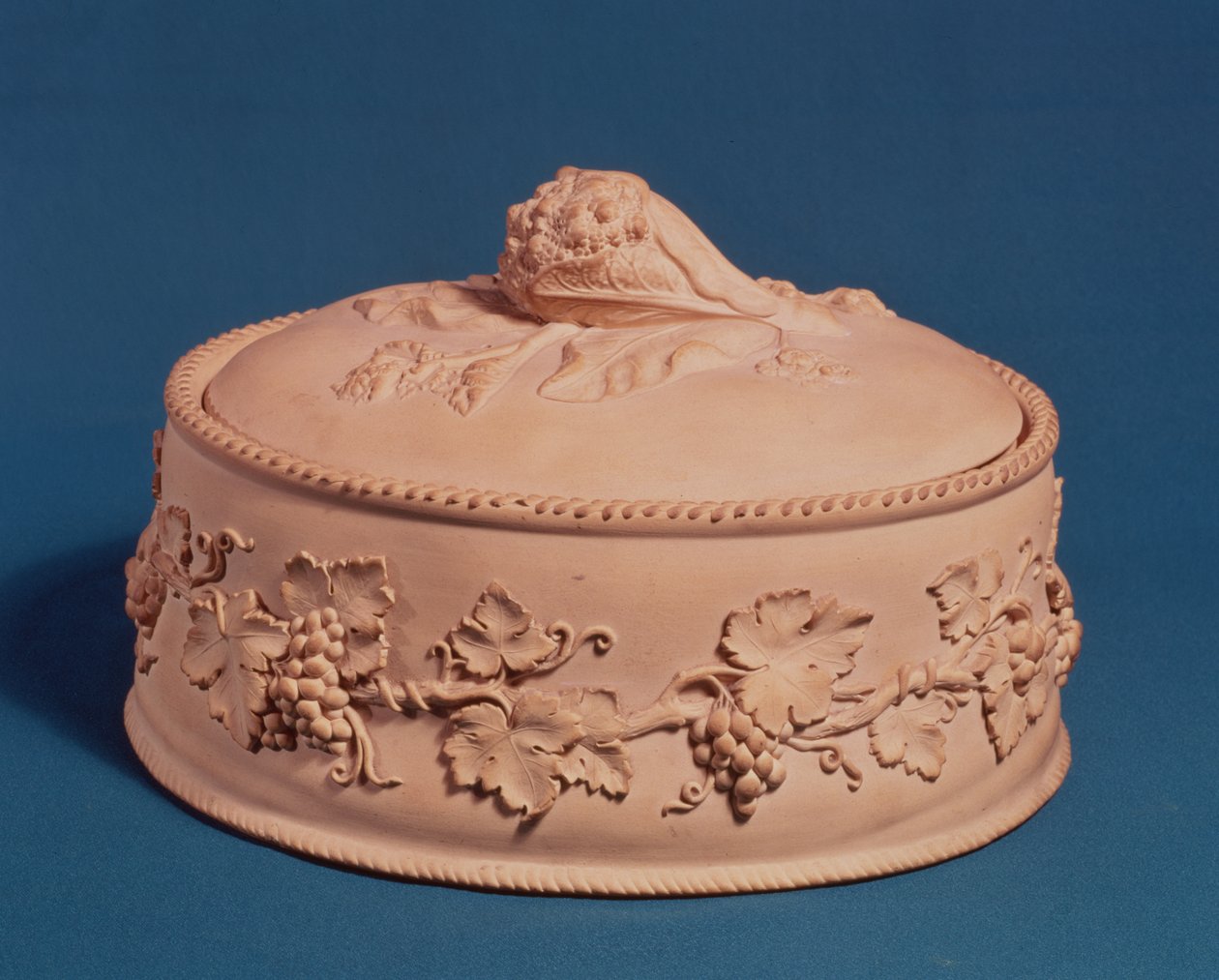 Wedgwood Game Pie Dish, ca. 1820 (keramik) af English School