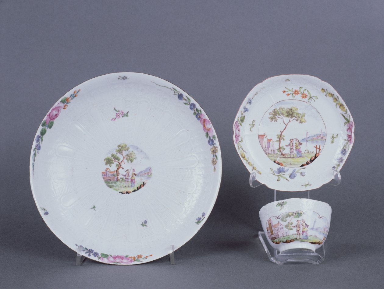 Worcester teskål og underkop og fad, dekoration af chinoiserie, ca. 1750-55 (keramik) af English School