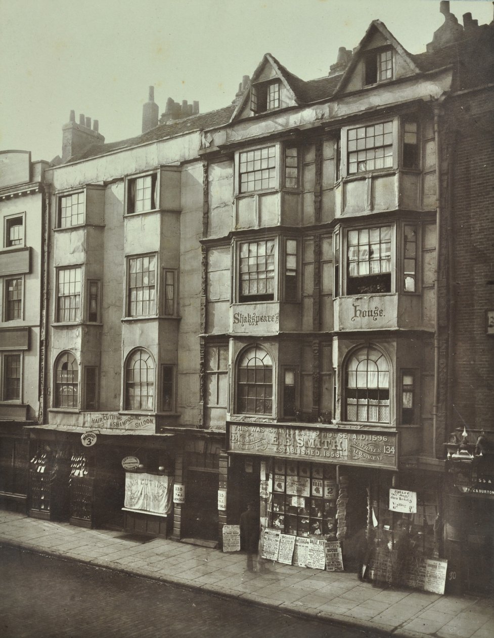 134-136 Aldersgate Street, London, 1879 af English Photographer