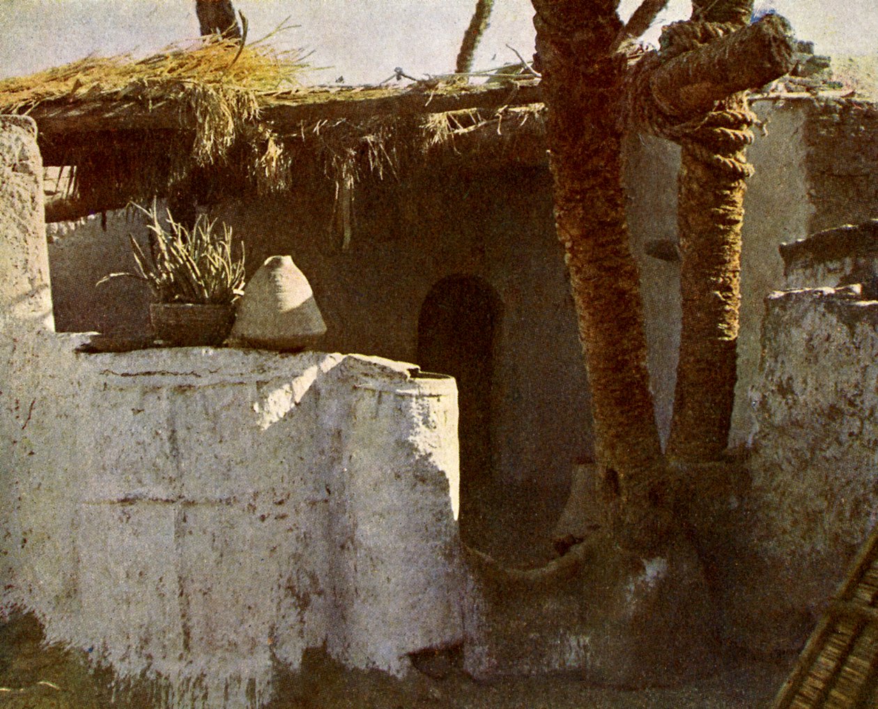 A Fellahins domicil, Egypten. af English Photographer
