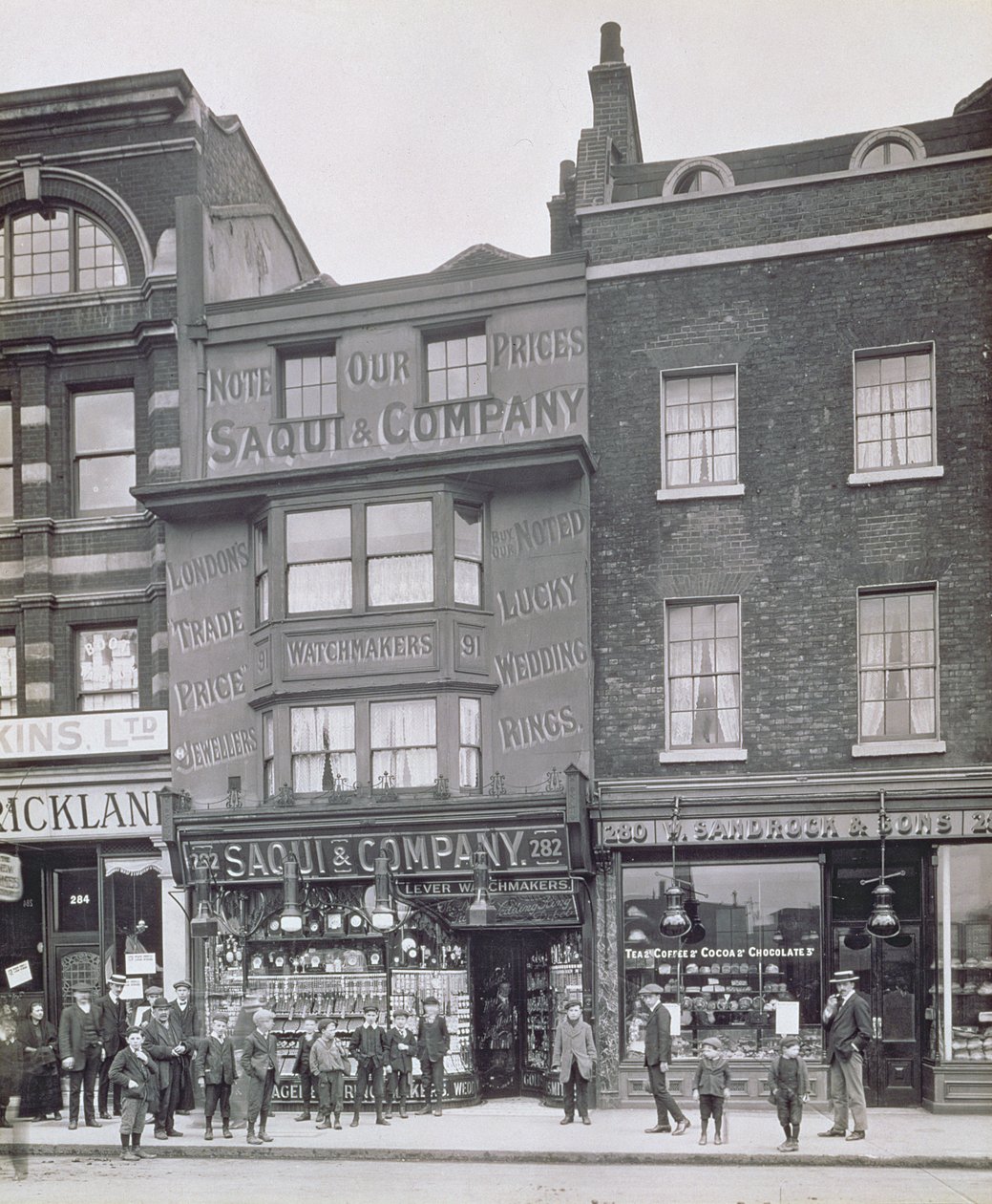 Bishopsgate, fra Historic London Buildings af Alfred und John Bool (f.1850-1900) og Henry Dixon (1820-92) af English Photographer
