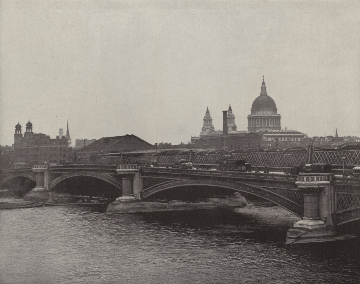 Blackfriars Bridge (s/h-foto) af English Photographer