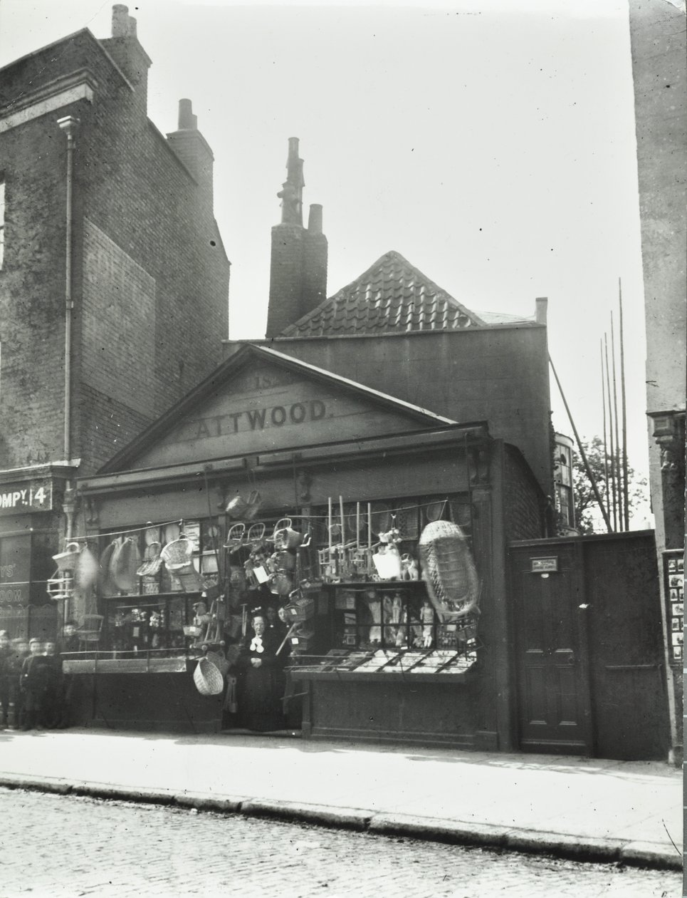 Evelyn Street: ved Deptford High Street, London, 1899 af English Photographer